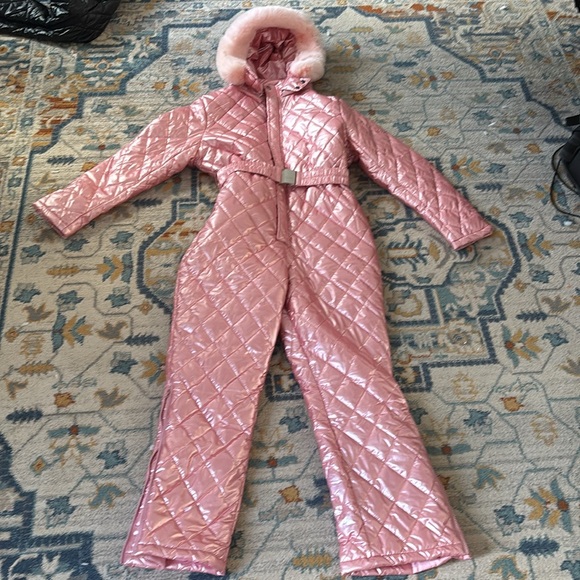 Pink snow suit - Picture 2 of 3